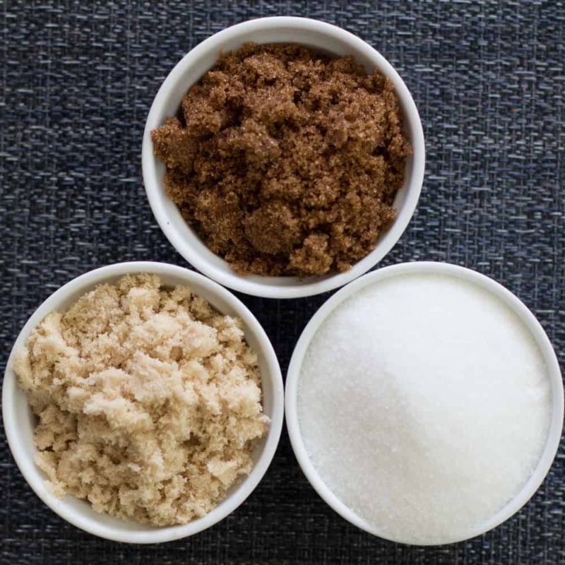 The Differences Between Brown Sugar and White Sugar