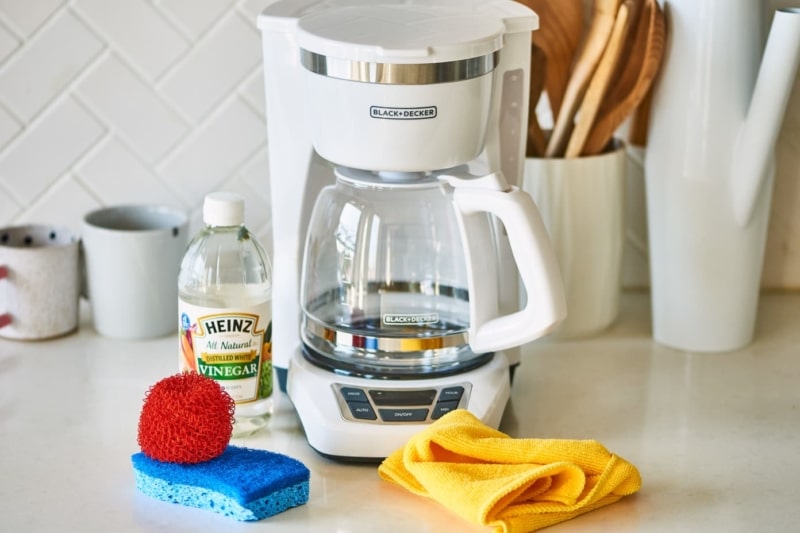Tips To Clean Any Types of Coffee Makers Like An Expert introduction
