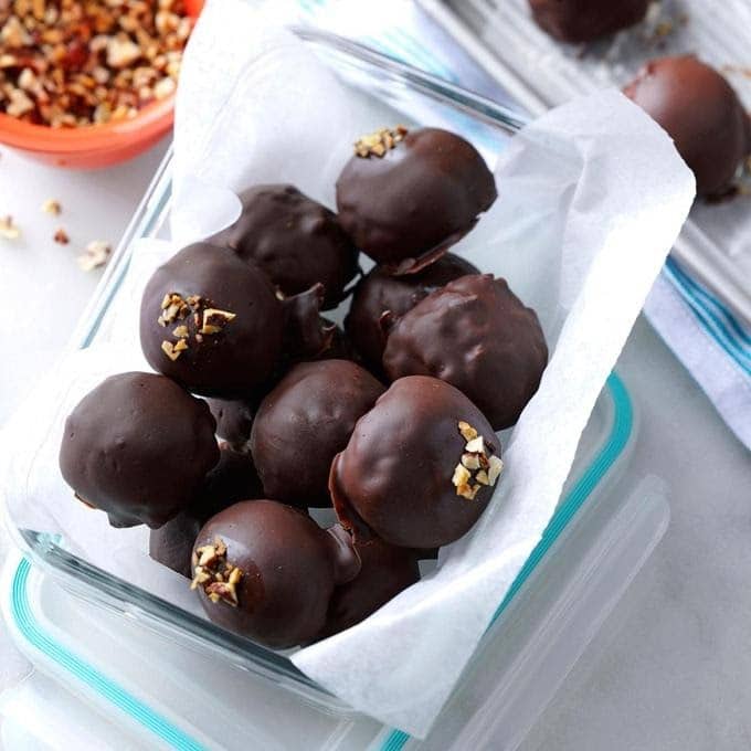 Mocha-Pecan Ice-Cream Bonbons