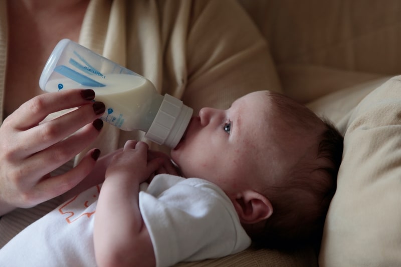 Will Drinking Coffee While Nursing Put The Baby At Risk?